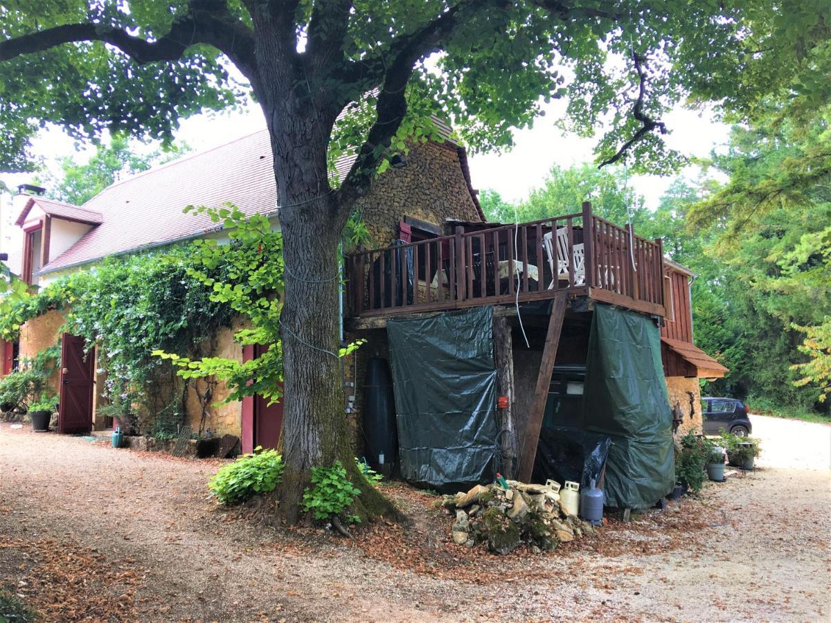 Chambres D'Hotes Les Coustilles Saint-Alvère Exterior foto
